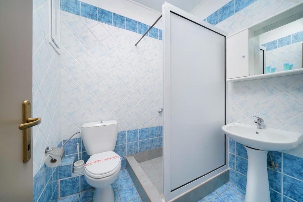 Standard Triple Room at Meni Studios, photo 2