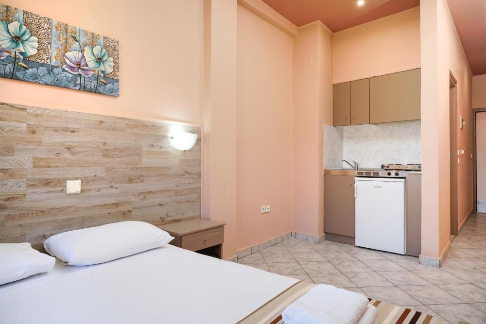 Standard Quadruple Room at Meni Studios, photo 4